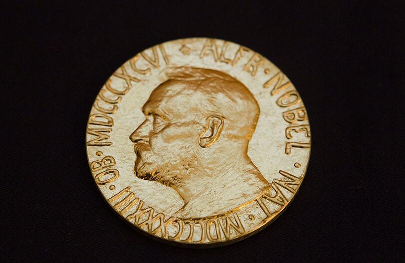 Alfred Nobel war ein schwedischer Chemiker und Erfinder. Nach ihm ist der Nobelpreis benannt, sein Konterfei ziert die Ehrenmünze.