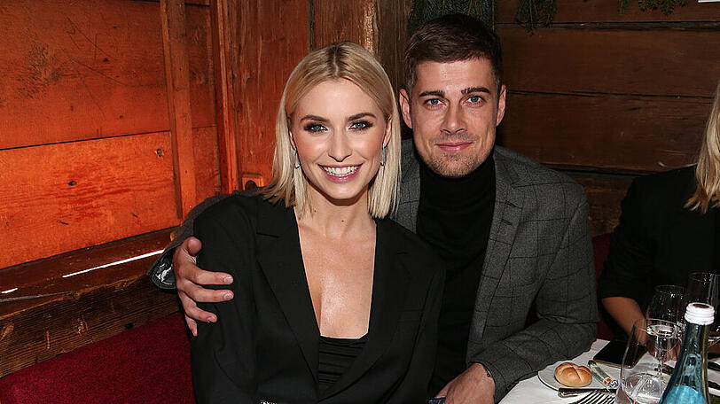 Lena Gercke und ihr Freund Dustin Schöne auf der Xmas-Party im Hotel Stanglwirt.