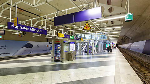 Die S-Bahnstation am Münchner Flughafen: Hier soll bis 2025 eine Expressverbindung ankommen, wenn es nach der Lufthansa geht.