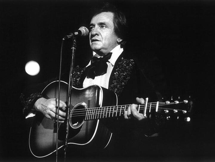 Der 2003 verstorbene Country-Sänger Johnny Cash. Foto: Wolfgang Eilmes/dpa/Archivbild