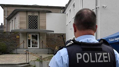 Die Polizei Hagen bewacht jetzt die Synagoge.