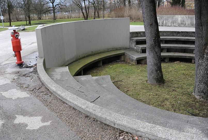 Olympiapark wird saniert. Das ist auch nötig, wie diese Bilder zeigen.