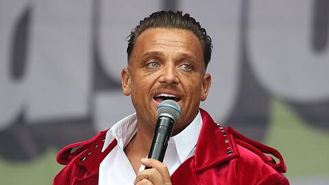 Menowin Fr&ouml;hlich freut sich &uuml;ber die Geburt seines neunten Kindes.