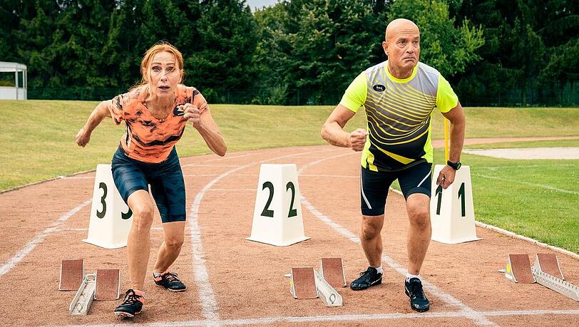 "Sportabzeichen für Anfänger": Stefanie (Andrea Sawatzki) und Bertram (Christian Berkel) wollen sich keine Blöße geben.