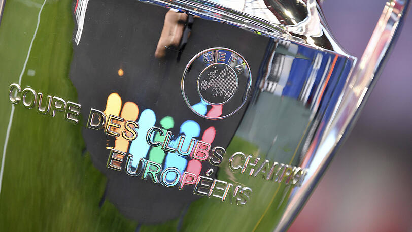 Begehrte Trophäe: Der Champions-League-Pokal.