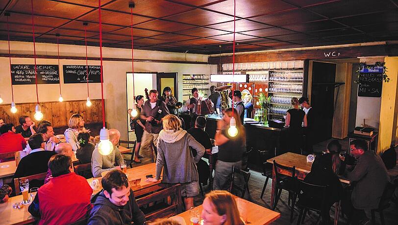 Die fr&uuml;hrere Brauerei samt Wirtshaus hat sich in den letzten Jahren zu einem wichtigen Treffpunkt in Freising entwickelt.