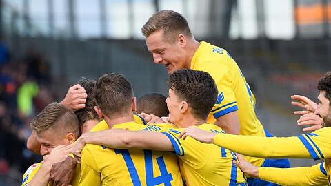 Aufsteiger Braunschweig feierte gegen Bochum den ersten Dreier der Saison.