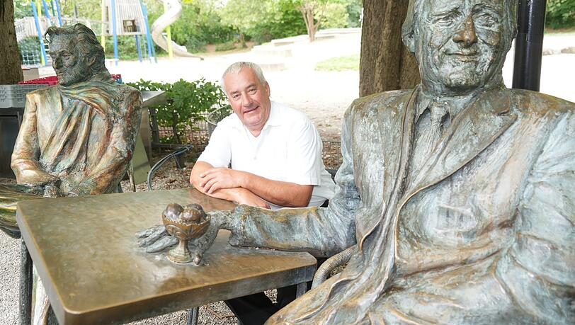 Zwischen Helmut Dietl und Monaco Franze fühlt sich Ludwig Spaenle wohl. Er hat mit der Münchner Kunstszene noch viel vor.