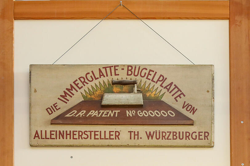 Patentierter Exportschlager aus frühen Jahren: die "immerglatte Bügelplatte". Eine steht heute noch im Gärtnerplatztheater.