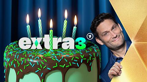Erst Show, dann Doku zum 50. Geburtstag einer Format-Legende: Christian Ehring moderiert eine einmalige Sendung mit dem aktuellen "extra 3"-Ensemble und prominenten G&auml;sten. Nach 75 Minuten Showtime blickt eine Doku auf 50 Jahre "extra 3"-Geschichte zur&uuml;ck.