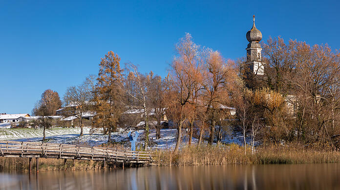 Blick auf das Kloster Seeon in Traunstein. Der Neuwirt in dem beschaulichen Ort unweit von München eröffnet mit neuem Betreiber und buntem Konzept.
