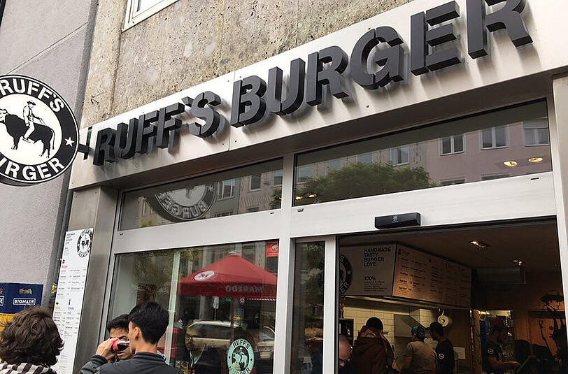 Die Polizei hat einen Mann gefasst, der im März dieses Jahres bei Ruff's Burger eingebrochen haben soll.