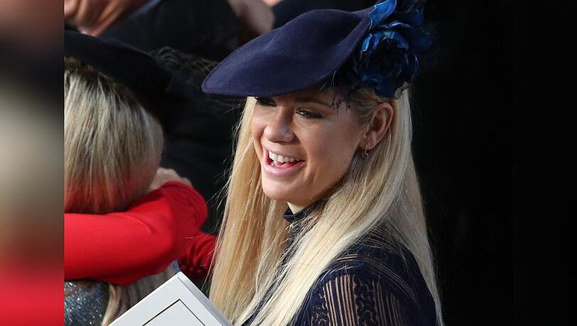 Chelsy Davy im Jahr 2018 bei den Hochzeits-Feierlichkeiten von Harrys Cousine Prinzessin Eugenie und Jack Brooksbank.