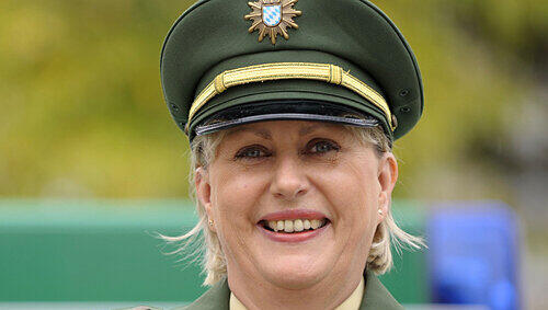 Bayerns 1. Polizeipräsidentin: Liliane Matthes. Bayerns 1. Polizeipräsidentin: Liliane Matthes.