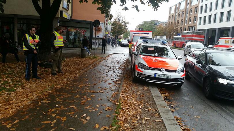 Die Bilder vom Einsatz nach der Messerattacke.