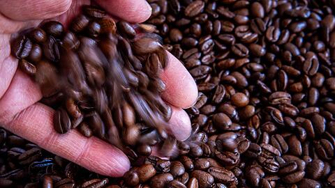 Mit dem Deal will der US-Konzern Keurig Dr Pepper einen globalen Kaffeechampion aufbauen. (Symbolbild)