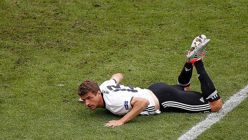 Etliche Großchancen, kein Tor: Bayerns Thomas Müller gegen Nordirland. Etliche Großchancen, kein Tor: Bayerns Thomas Müller gegen Nordirland.