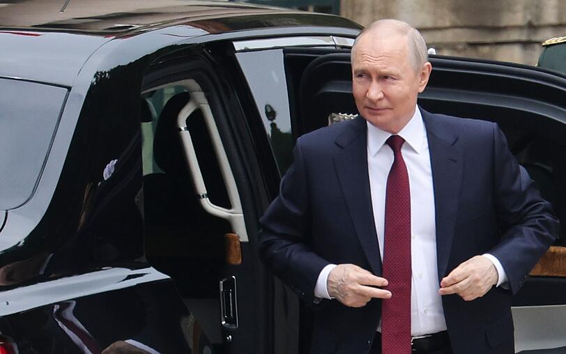 Wladimir Putin versteht es offenbar, die gegen Russland verhängten Sanktionen mittels Kryptowährungen zu umgehen. Wladimir Putin versteht es offenbar, die gegen Russland verhängten Sanktionen mittels Kryptowährungen zu umgehen.