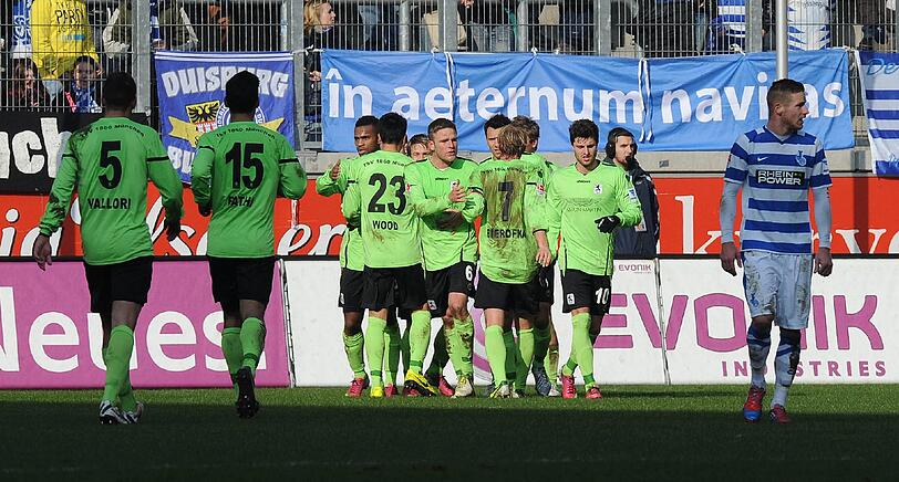 Löwen-Freude nach dem 2:1 Führungstreffer von Kai Bülow.