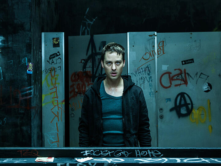 Hacker Benjamin (Tom Schilling) dreht allerhand krumme Dinger