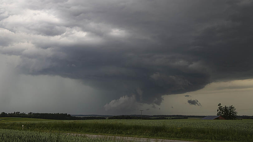 Das Gewitter zog am Montagabend über München und das Umland hinweg.