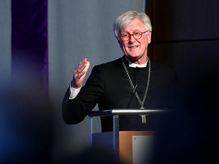 Der Landesbischof Heinrich Bedford-Strohm spricht auf der Herbsttagung der Landessynode der evangelischen Kirche in Bayern. Foto: Daniel Karmann