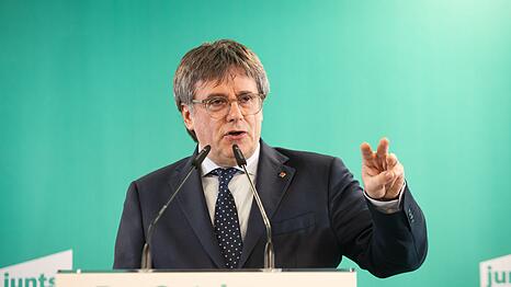 Der Haftbefehl gegen den katalanischen Separatistenf&uuml;hrer Carles Puigdemont ist aufgehoben worden. Der 63-J&auml;hrige kann damit nach fast neun Jahren im Exil in die Heimat zur&uuml;ckkehren. (Archivbild)