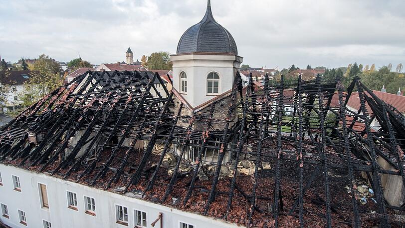 Der Brand in Straubing verursachte einen großen Schaden.