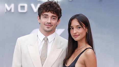 Charles Leclerc und seine Alexandra haben geheiratet.