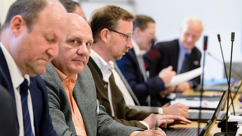 Markus Bayerbach (li.) fühlt sich von Markus Plenk verunglimpft. Der Richtungsstreit in der bayerischen AfD schwelt weiter.
