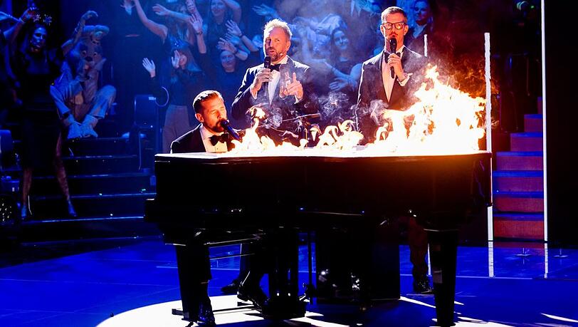 Joko & Klaas (und Steven Gätjen) sind zurück. Joko & Klaas (und Steven Gätjen) sind zurück.