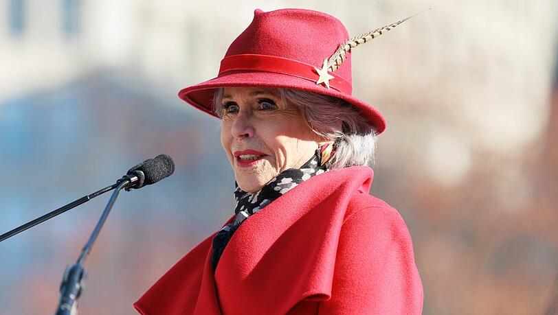 Jane Fonda spricht bei einer Kundgebung in Washington D.C.