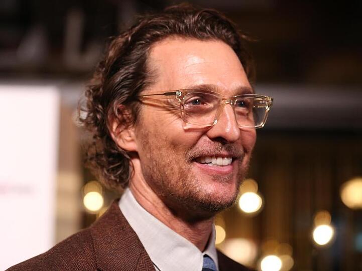 Matthew McConaughey bringt ein wenig Licht in die Finsternis.