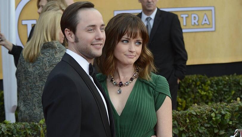 Vincent Kartheiser und Alexis Bledel auf dem roten Teppich.