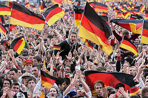 Jubelnde Deutschland-Fans