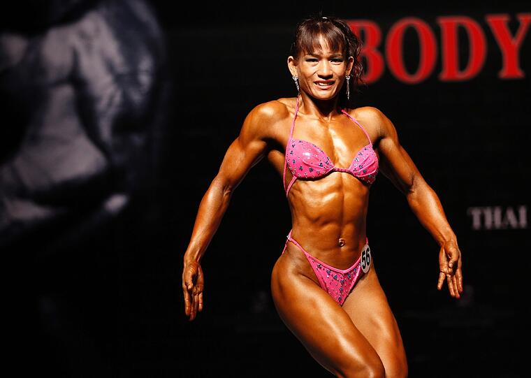 Braungebrannt, harte Muckis, strahlendes Lächeln: So sexy kann Bodybuilding sein. Die Bilder von den Weltmeisterschaften in Bangkok.