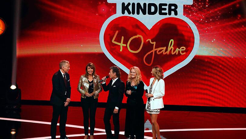 Johannes B. Kerner wird am 6. Dezember 2025 erneut die "Ein Herz für Kinder"-Gala in Berlin moderieren.