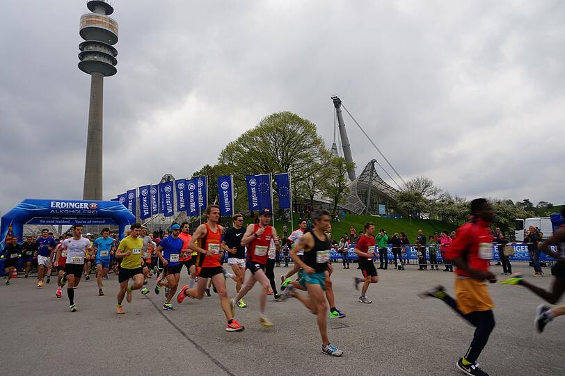 Bereits zum 12. Mal fand der Halbmarathon im Olympiapark statt. Die Bilder.