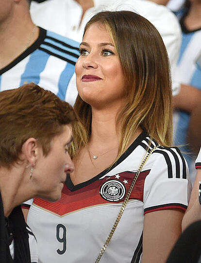 André Schürrle und Montana Yorke haben sich getrennt. Sehen Sie hier die heißesten Bilder der Kanadierin.