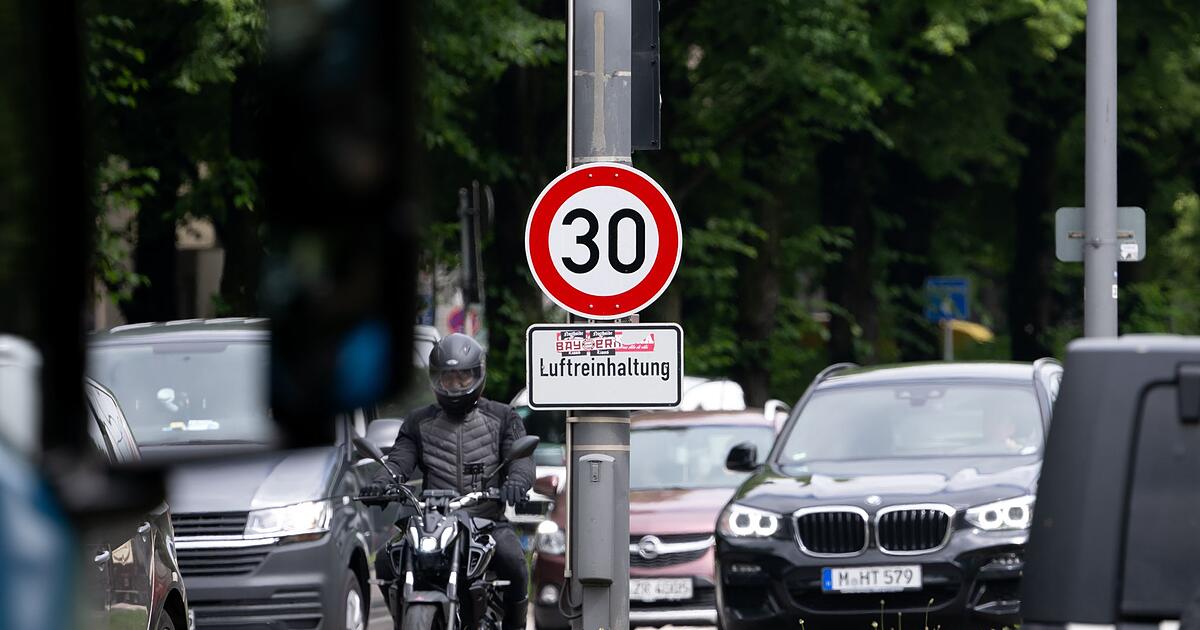 Tempo-30-Schilder-auf-M-nchens-Mittleren-Ring-verschwinden