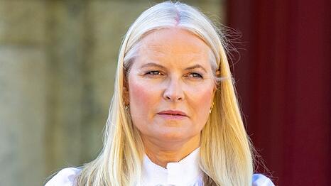 Bei Norwegens neuer K&ouml;nigin Mette-Marit gehen die Meinungen stark auseinander.