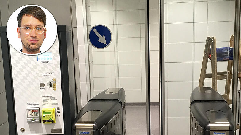 Bezahlschranken vor den neuen Münchner U-Bahn-Toiletten. Felix Müller plädiert für eine andere Lösung.