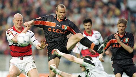 1999 trafen Werder und Bayern im Finale in Berlin aufeinander.