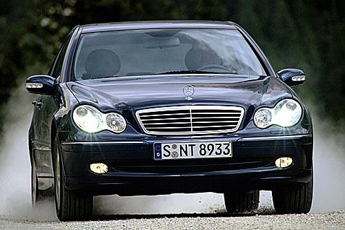 Wird sparsamer: die Mercedes C-Klasse.