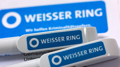 Rund 3.000 Ehrenamtliche sind f&uuml;r den Wei&szlig;en Ring bundesweit im Einsatz. (Symbolbild)