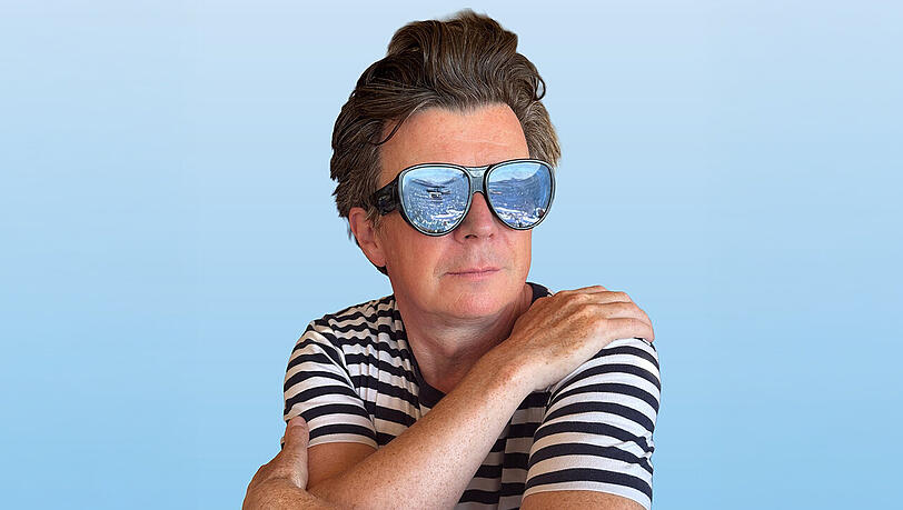 Zur&uuml;ck in die 80er: Rick Astley z&uuml;ndet am 7. Juli ein Hitfeuerwerk.