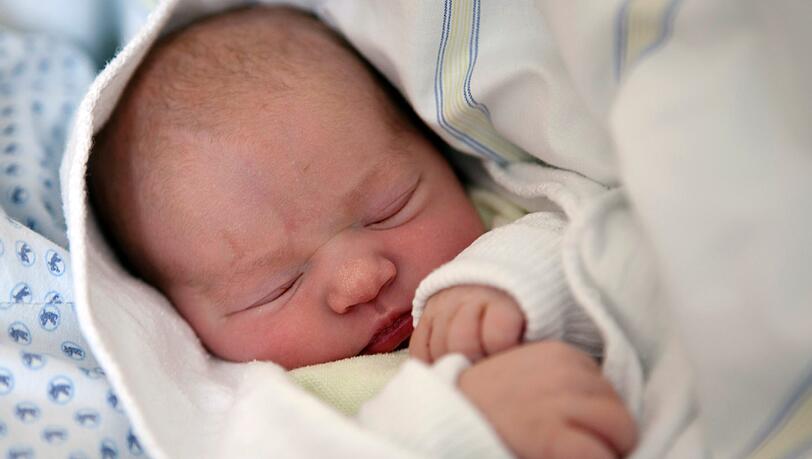 Ein Baby - das bedeutet viele schlaflose Nächte und viel Verantwortung. Ein Baby - das bedeutet viele schlaflose Nächte und viel Verantwortung.