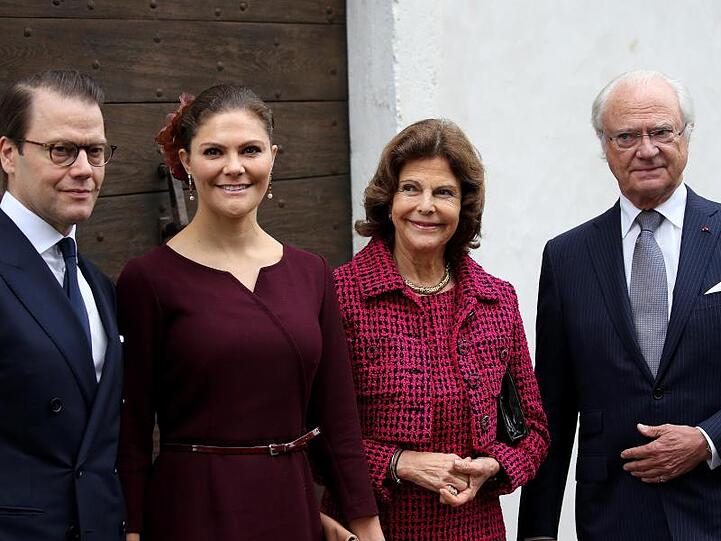 Prinz Daniel (l-r), Kronprinzessin Victoria, Königin Silvia und König Carl XVI. Gustaf.