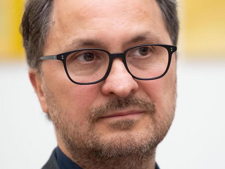 Yilmaz Dziewior wird die künstlerische Gestaltung des deutschen Pavillons für die Kunstbiennale betreuen.