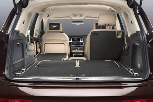Reichlich Platz und noch feinere Materialien: der Q7-Innenraum.